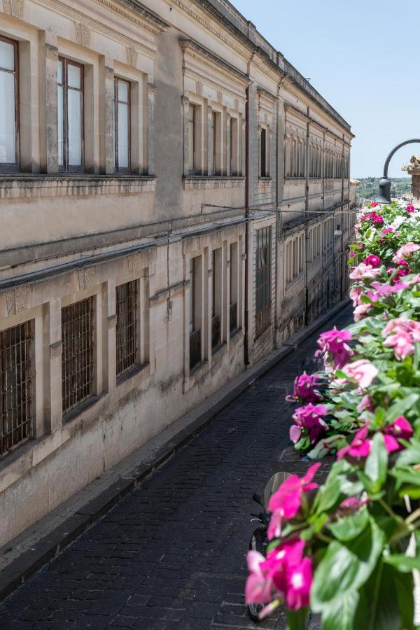 A Calata Bed & Breakfast Noto Exterior foto